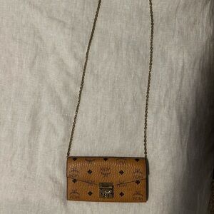 MCM Tracy Wallet On Chain In Visetos